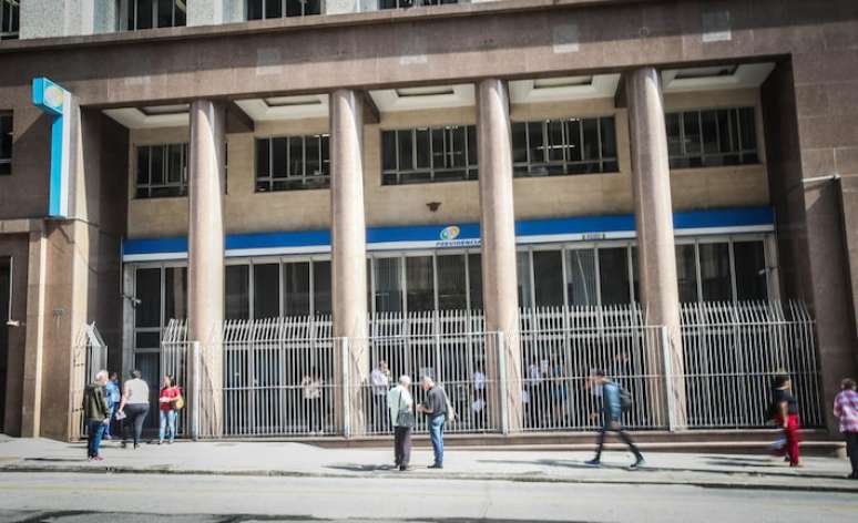 Na foto, fachada do INSS localizado na Rua Coronel Xavier de Toledo, no centor de São Paulo.