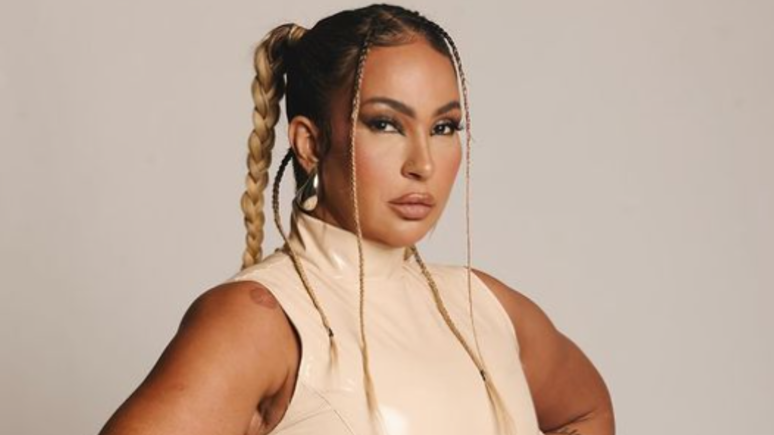 Valesca Popozuda calls herself a ‘sex shop frequenter’ and says: ‘I love vibrators, I have several’