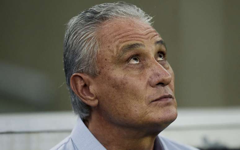 Tite encontra dificuldades para escalar o Flamengo diante do Bolívar, pela Libertadores