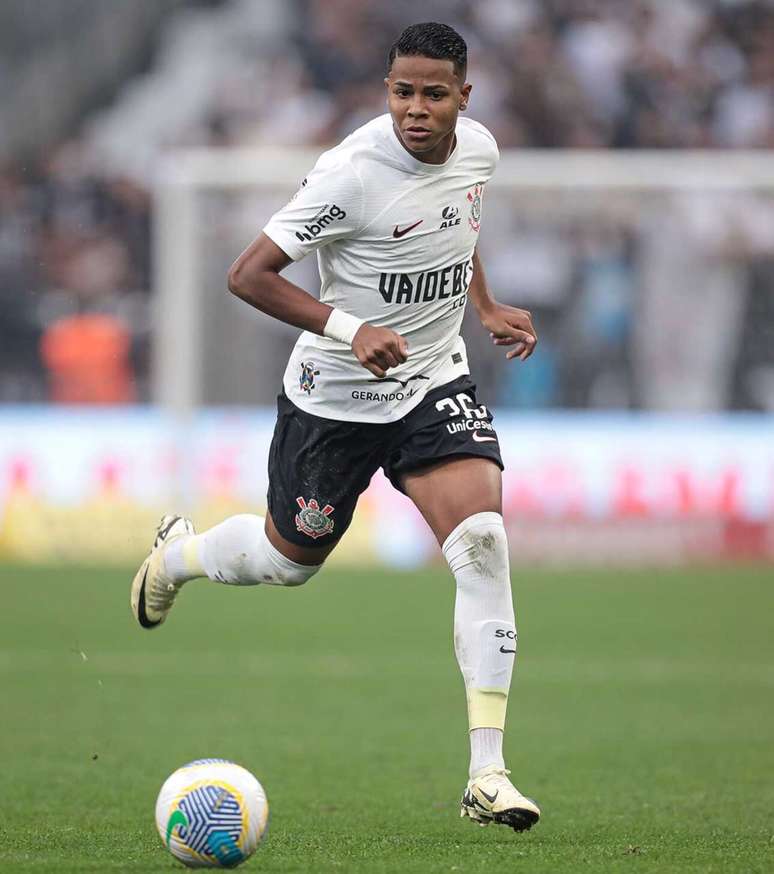  Wesley pode ser vendido pelo Corinthians –