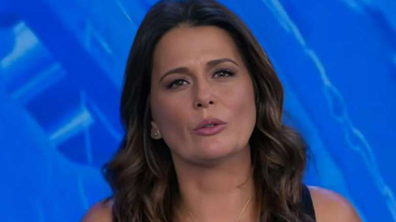 Adriana Araujo, âncora do Jornal da Band