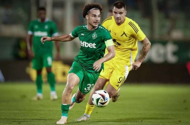 Pedro Naressi em ação pelo Ludogorets, da Bulgária –