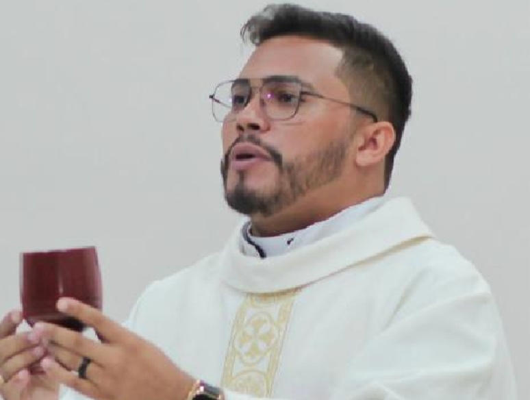 Padre Paulo Araújo da Silva, de 31 anos, foi preso pela Polícia Civil do Amazonas