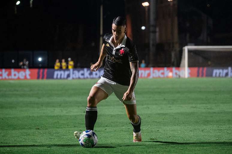 Puma Rodríguez em ação pelo Vasco –