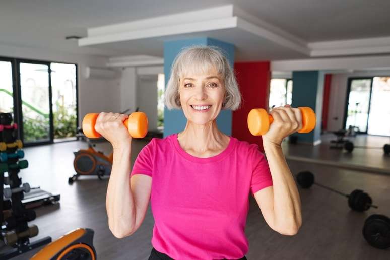 Fortalecimento muscular previne doenças e aumenta a expectativa de vida