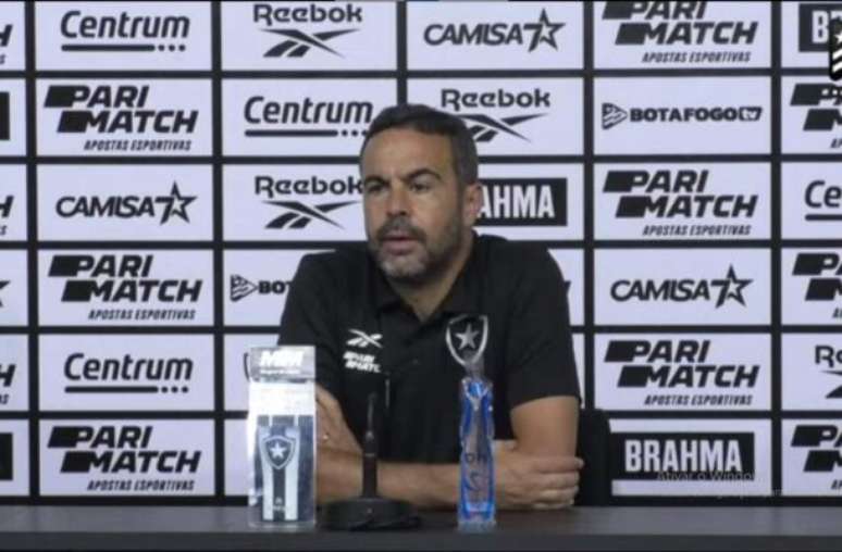 Arthur Jorge analisou o desempenho do Botafogo no jogo do Allianz Parque –