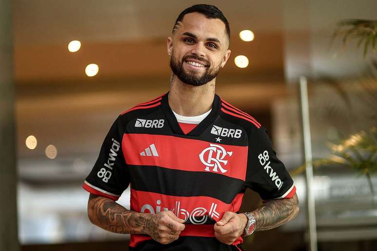 Michael com a camisa do Flamengo –