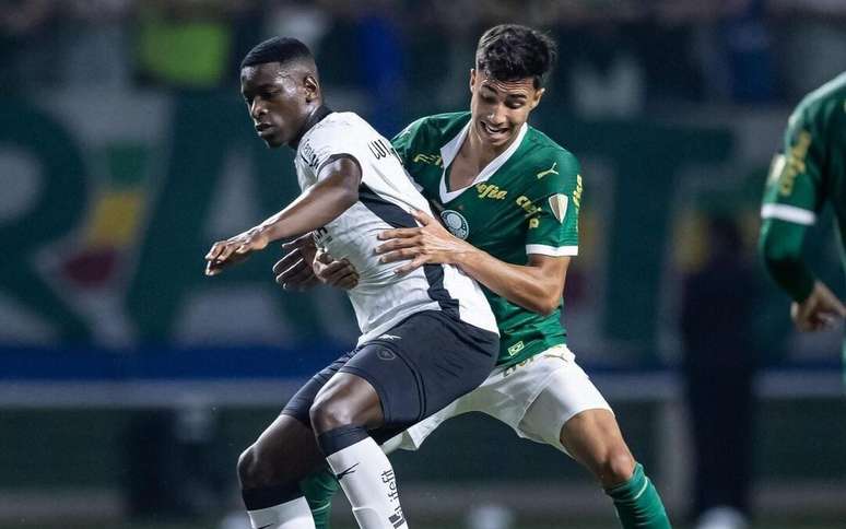 Luiz Henrique em ação pelo Botafogo