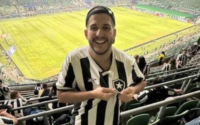 Pedro Certezas é torcedor declarado do Botafogo