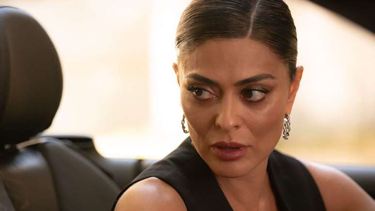 Juliana Paes vive personagem em busca de vingança pelo assassinato da irmã (Imagem: Divulgação/Disney+)