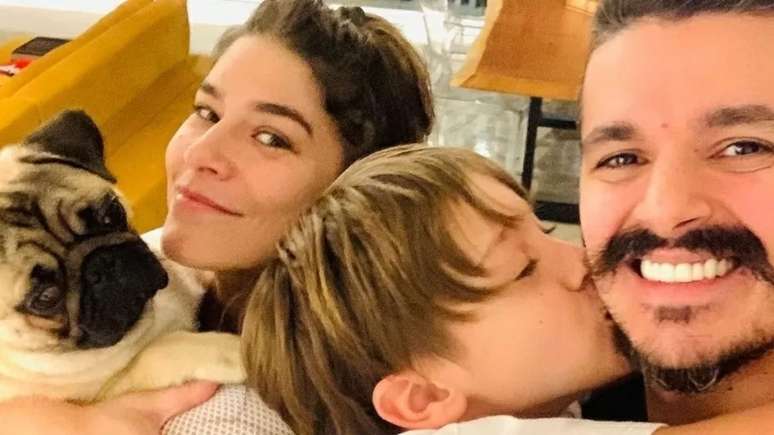 Priscila Fantin é casada com Bruno Lopes e é mãe de Romeo 