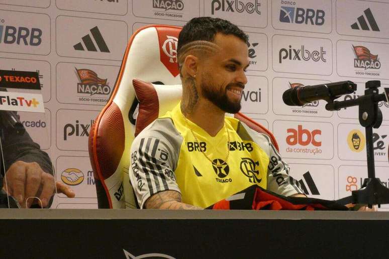 Michael durante apresentação pelo Flamengo.