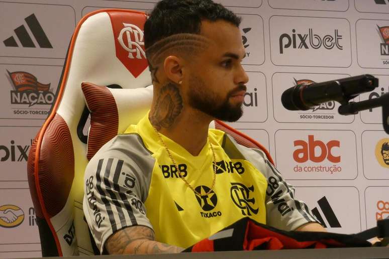 Michael em apresentação pelo Flamengo –