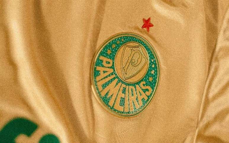 Escudo do Verdão na nova camisa