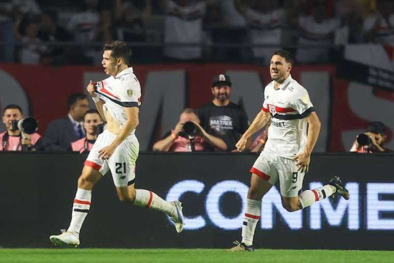 Bobadilla e Calleri foram os grandes nomes do São Paulo na partida.