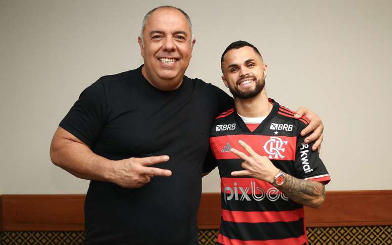 Flamengo acertou contratação de Michael, mas busca chegadas de pelo menos mais dois reforços