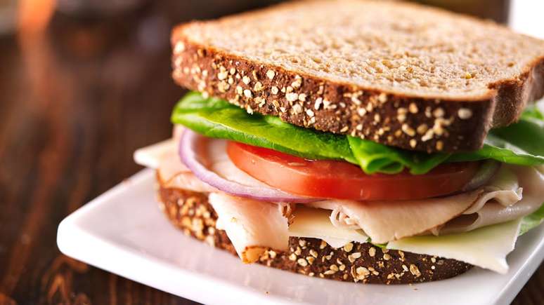 Processed Meat Consumption Increases Diabetes and Bowel Cancer Risk; See What Experts Say