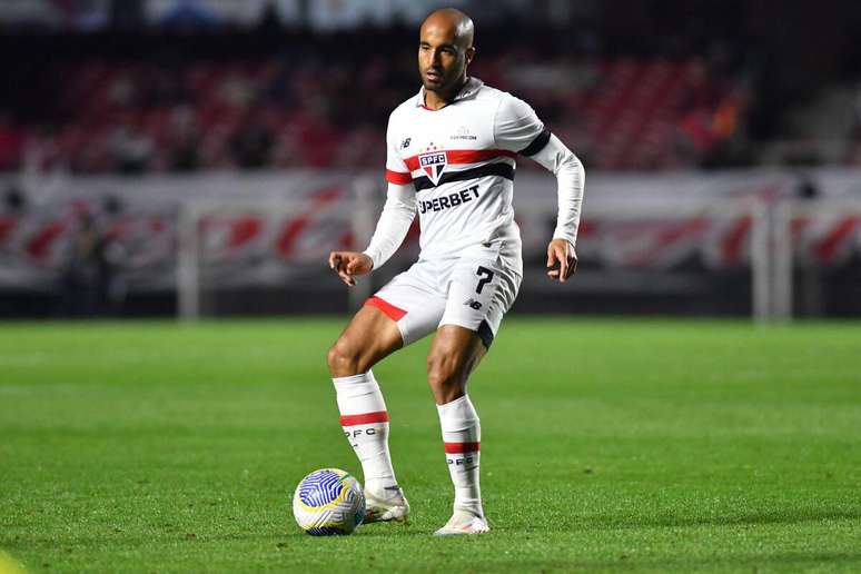 Lucas Moura (São Paulo) durante jogo contra o Goiás, no dia 30.07.2024