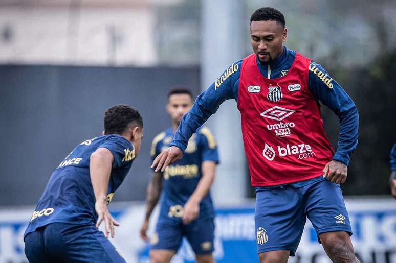 Wendel Silva pode ser titular contra o Amazonas –