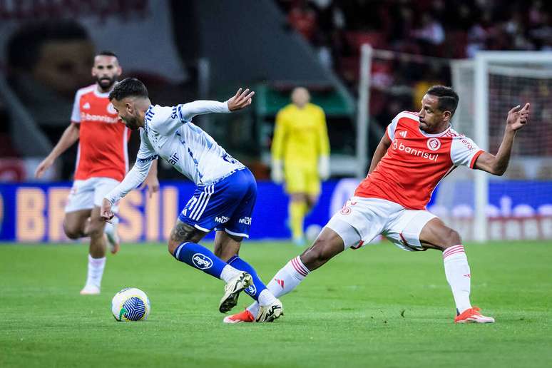 Cruzeiro não se encontrou em campo, com o Inter merecendo o triunfo –