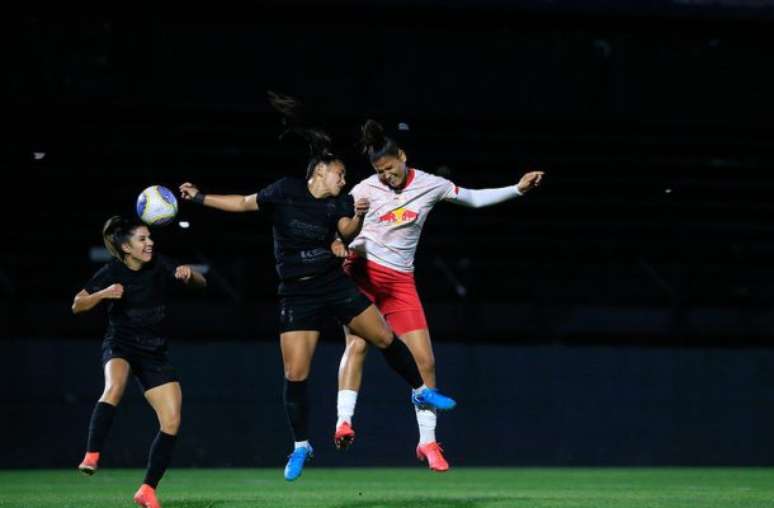 Bragantino e Corinthians mediram forças na noite deste sábado, no Nabi Abi Chedid –