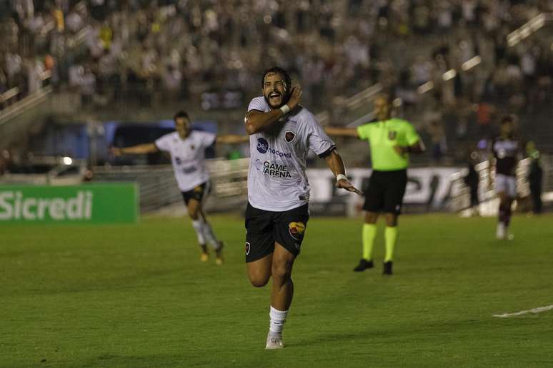 Confira os classificados para a próxima fase e os times rebaixados na última rodada da Série C 