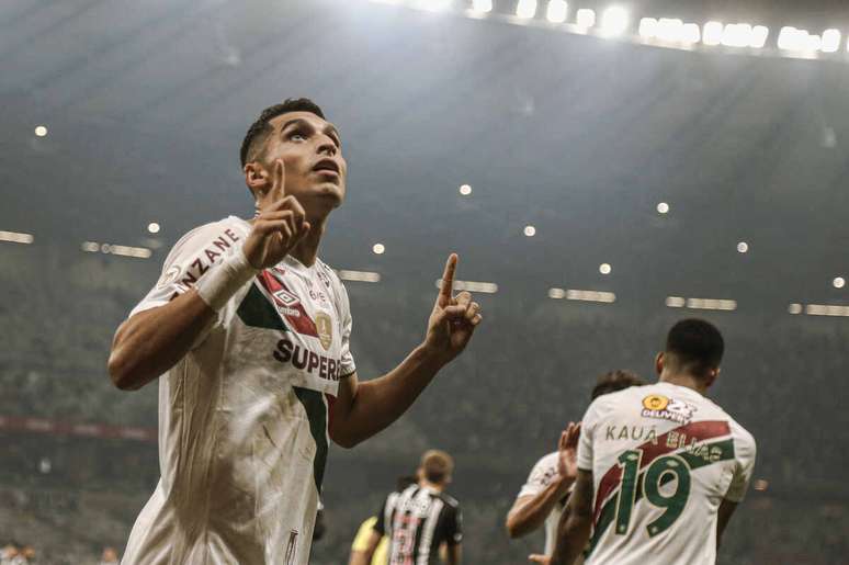 Kevin Serna marcou o seu primeiro gol com a camisa do Fluminense na vitória sobre o Atlético –