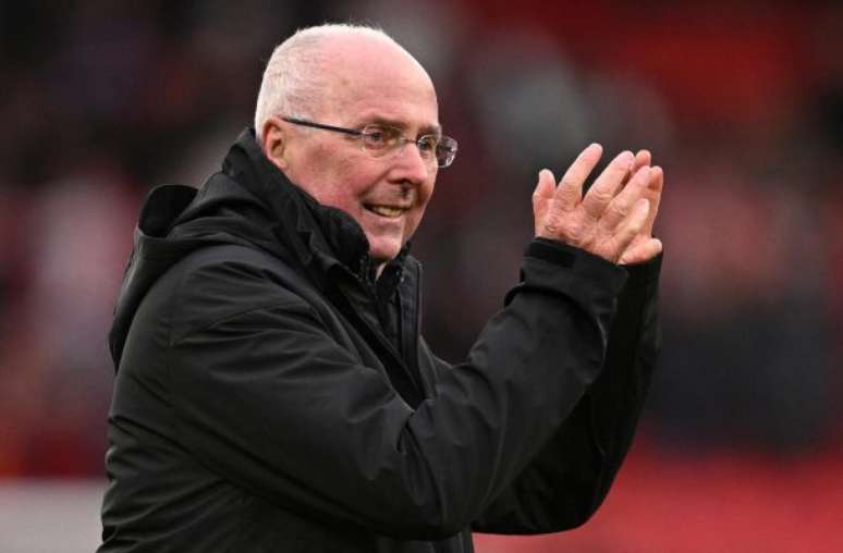 Sven Goran Eriksson durante partida de lendas do Liverpool –