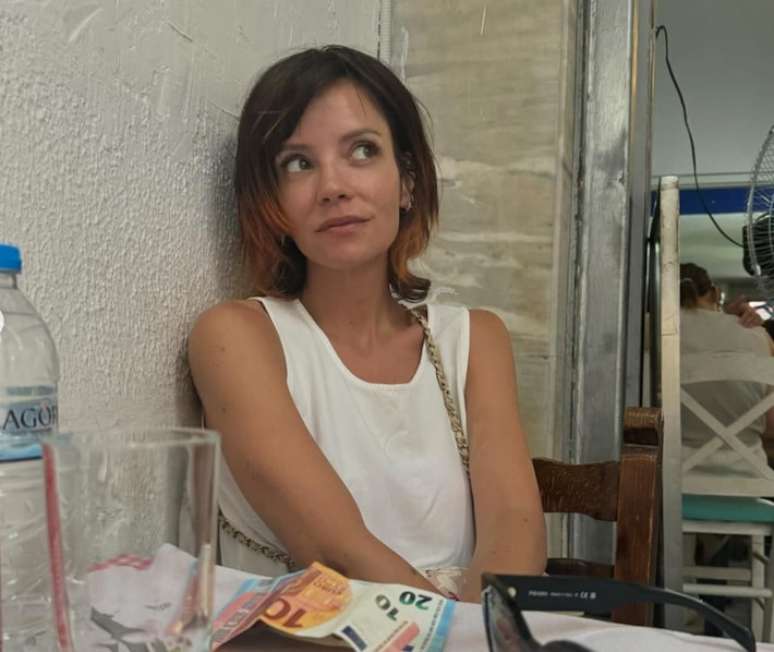 Lily Allen Fights With Animal Rights Organization After Returning Dog to Shelter; Understand Lily Allen Fights With Animal Rights Organization After Returning Dog to Shelter; Understand