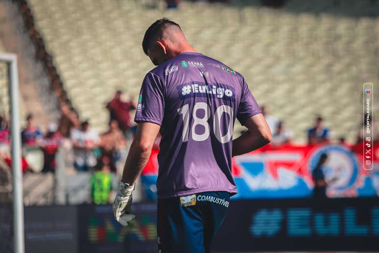 Agosto Lilás: Em jogo pelo Brasileirão, Fortaleza realiza ação de combate à violência contra a mulher 