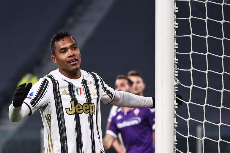 Flamengo acerta com Alex Sandro, segundo reforço nesta janela Flamengo acerta com Alex Sandro, segundo reforço nesta janela (Photo by MARCO BERTORELLO/AFP via Getty Images)