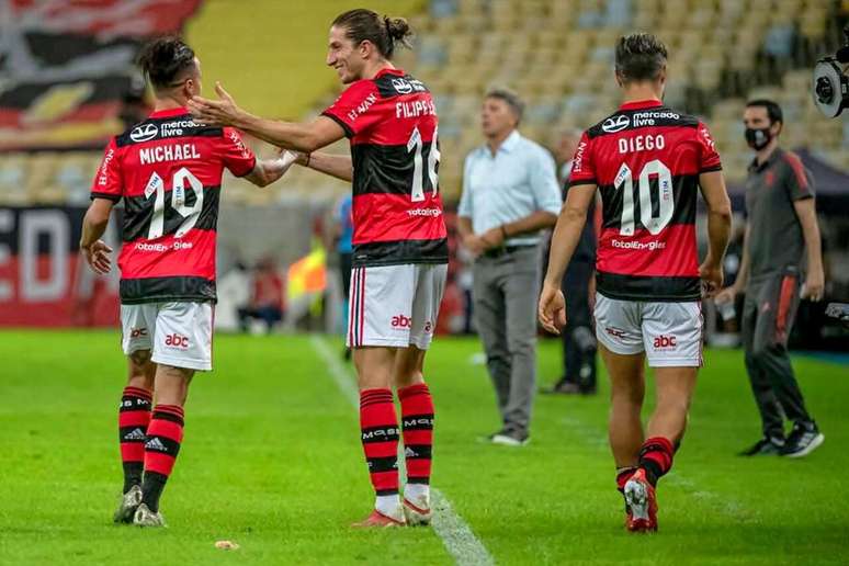 Michael e Filipe Luís pelo Flamengo –