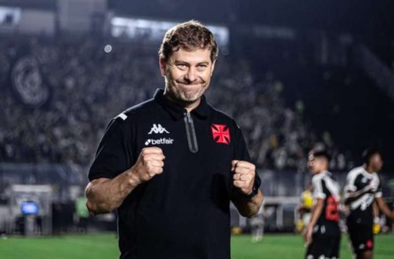 Rafael Paiva vê o Vasco forte na briga por uma vaga na Libertadores –