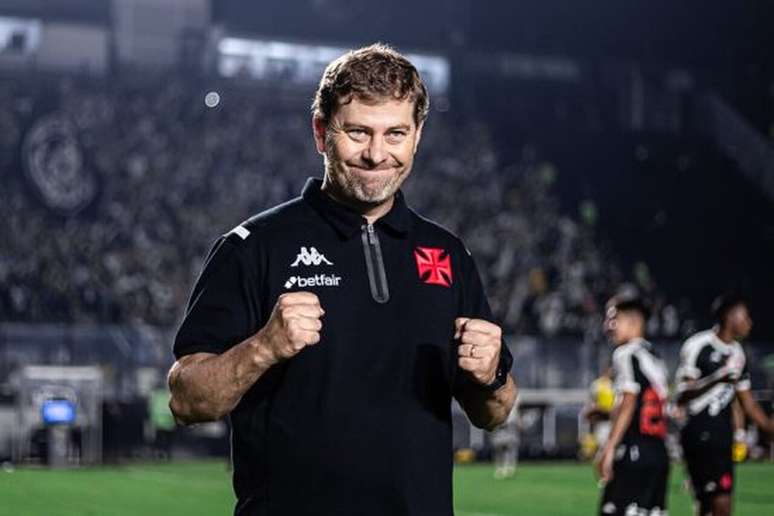 Rafael Paiva vê o Vasco forte na briga por uma vaga na Libertadores –