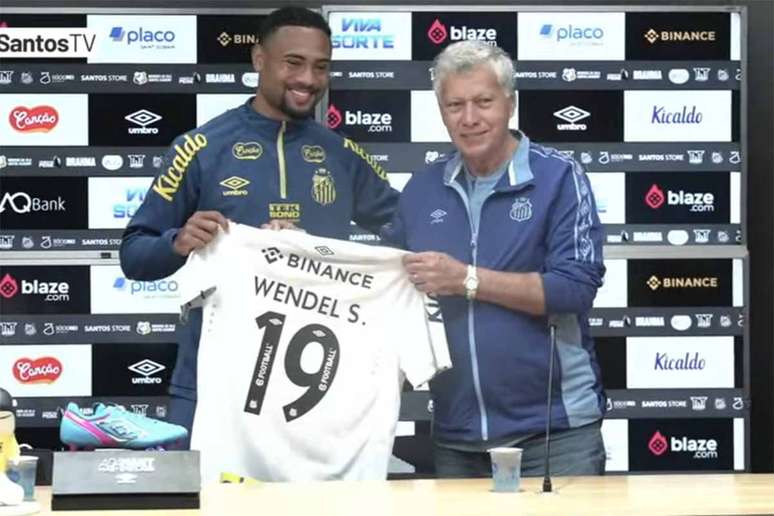 Wendel Silva é apresentado no Santos-