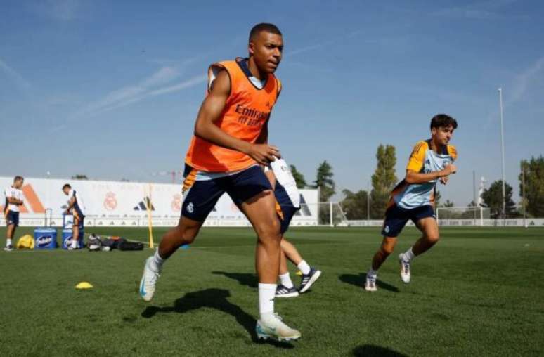 Jogadores do Real Madrid durante treinamento da equipe –