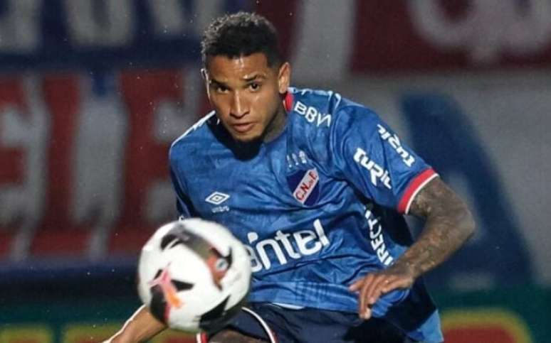 Juan Izquierdo pelo Nacional na Libertadores