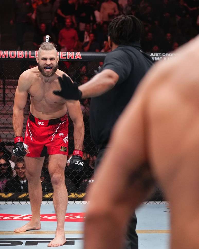 Jiri Prochazka no UFC 300 