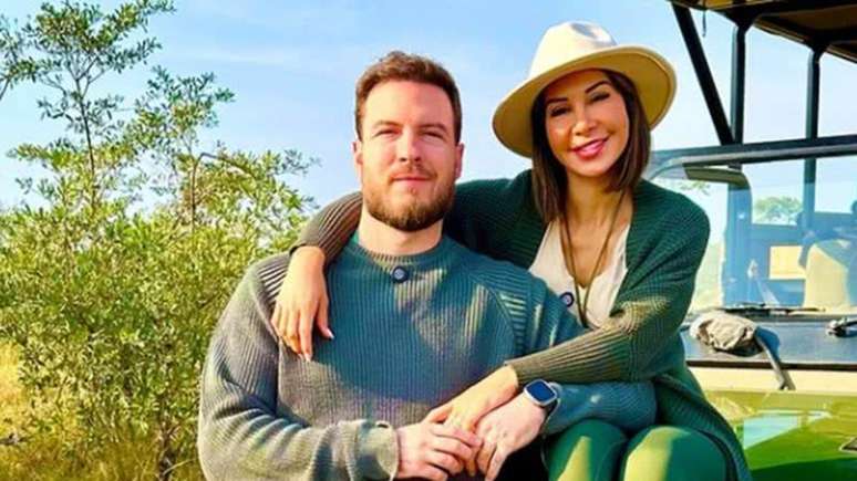 Thiago Nigro e Maíra Cardi reafirmam votos ao celebrar um ano de casados: ' Mudou tudo'