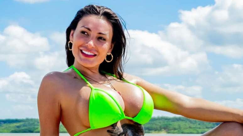 Andressa Urach revela ter gastado valor impressionante em tatuagens; confira