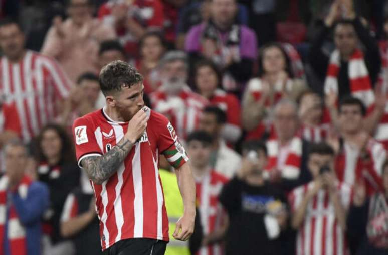 Iker Muniain durante sua passagem recente com a camisa 10 do Athletic Bilbao –