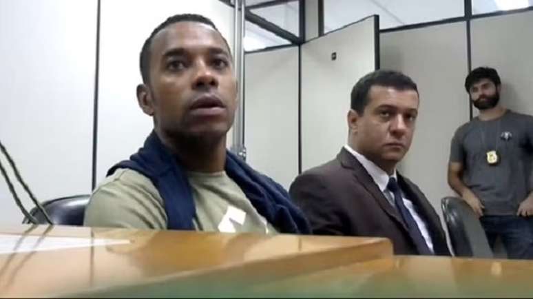 Petisi untuk habeas corpus: sebelumnya, Robinho menolak petisi yang sama -