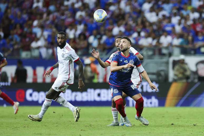 Apesar de ter sofrido com a pressão do Bahia, Flamengo obteve vantagem nas quartas da Copa do Brasil –