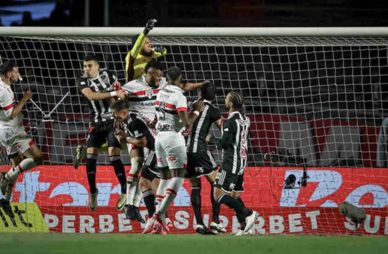 Atualmente, o São Paulo está em desvantagem no confronto com o Atlético-MG na Copa do Brasil –