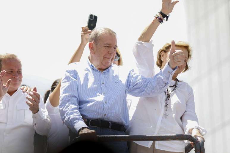 A maioria da oposição, reunida na chamada Plataforma Unitária, defende que seu candidato, Edmundo González Urrutia, venceu as eleições do último dia 28 de julho