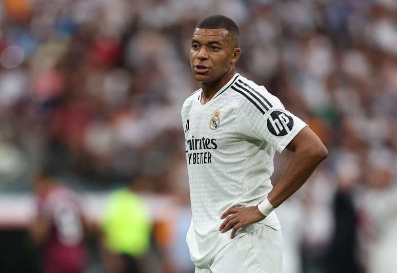 Mbapp&eacute; em atua&ccedil;&atilde;o pelo Real Madrid