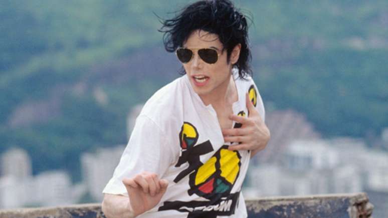 Michael Jackson - Figure 1