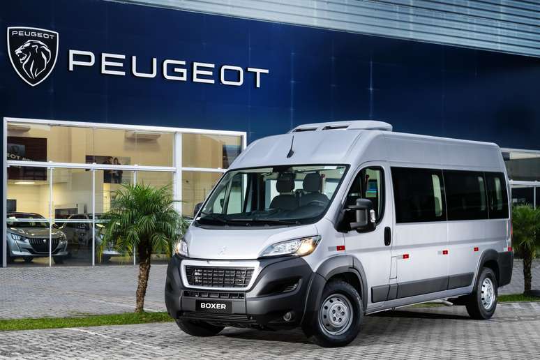 Novo Peugeot Boxer Minibus 2025