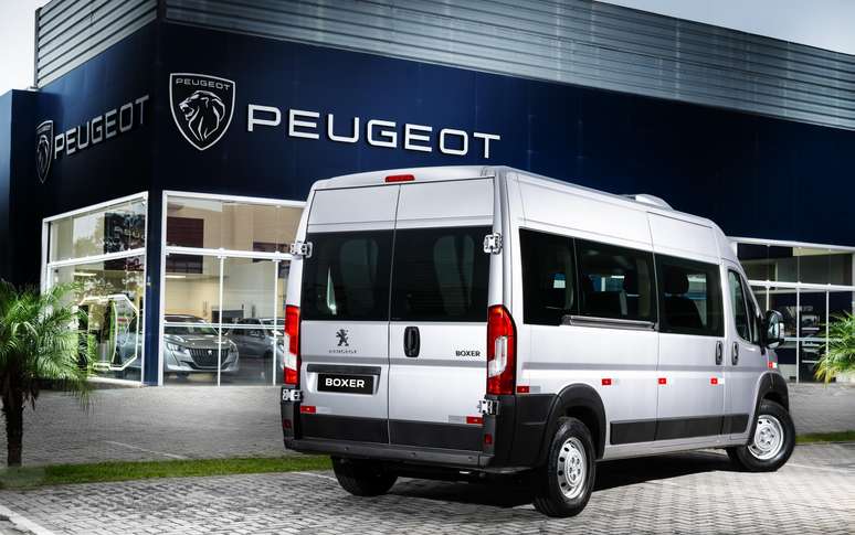 Novo Peugeot Boxer Minibus 2025