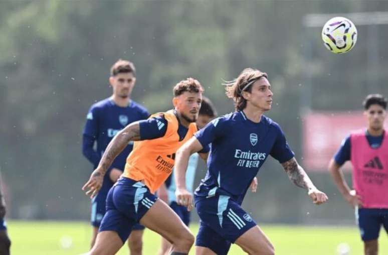 Jogadores do Arsenal durante treinamento da equipe –